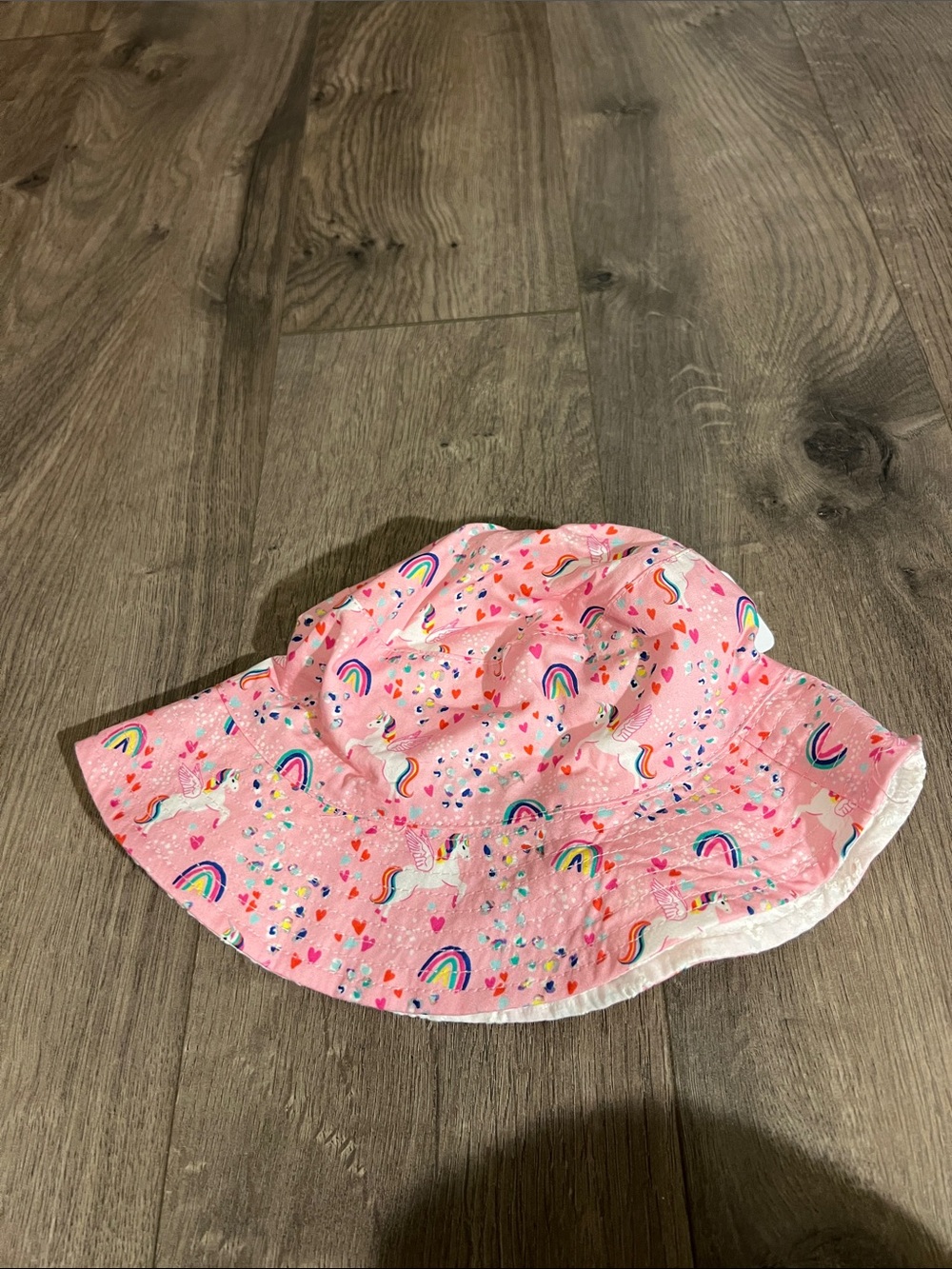 Nwt girls 3-6yrs accessorize Pink Rainbow w/ Unicorn reverse to eyelet Sun Hat